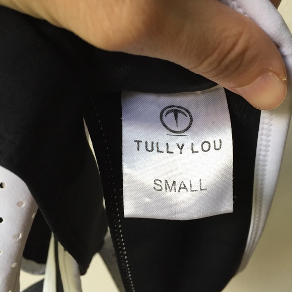 Tully Lou Taipans Crop Bra - Picture 7 of 8